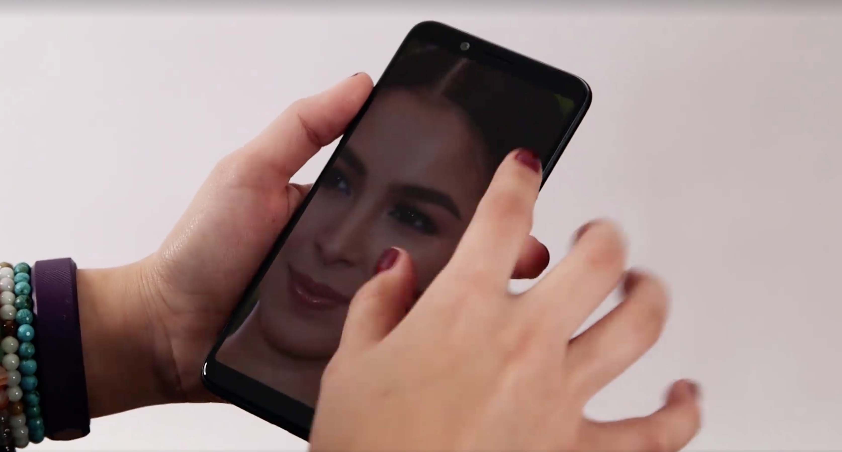 Oppo F5 , Smartphone Oppo Dengan Desain Kekinian Dan Fitur Teknologi Terbaru