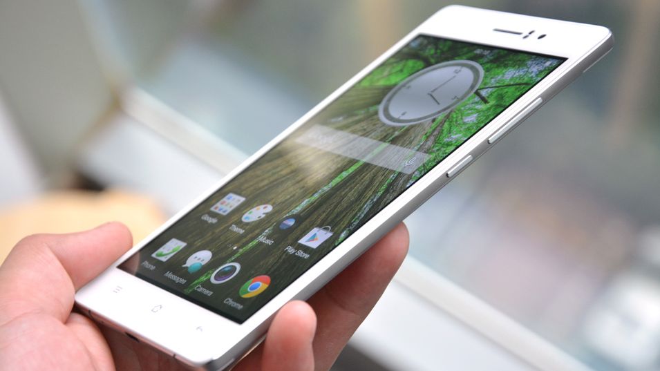 Oppo R5 Laris Manis Di Mega Bazaar 2015